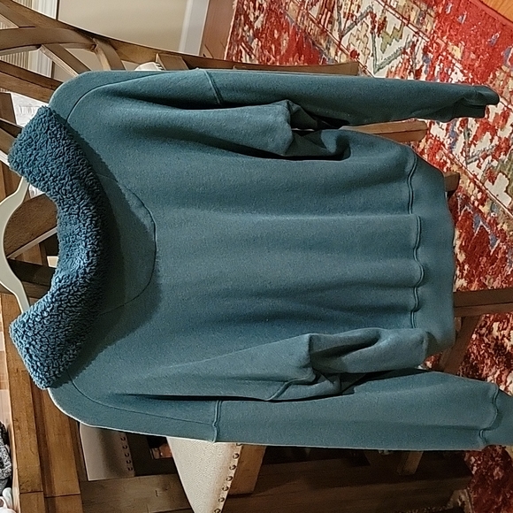 American Eagle large button sweater - Picture 4 of 4